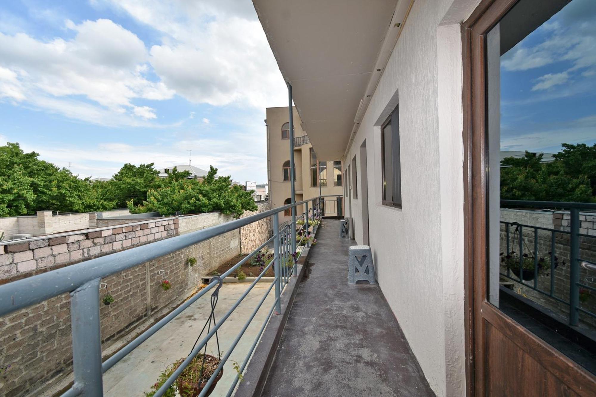Hotel Sirik à Armavir Extérieur photo